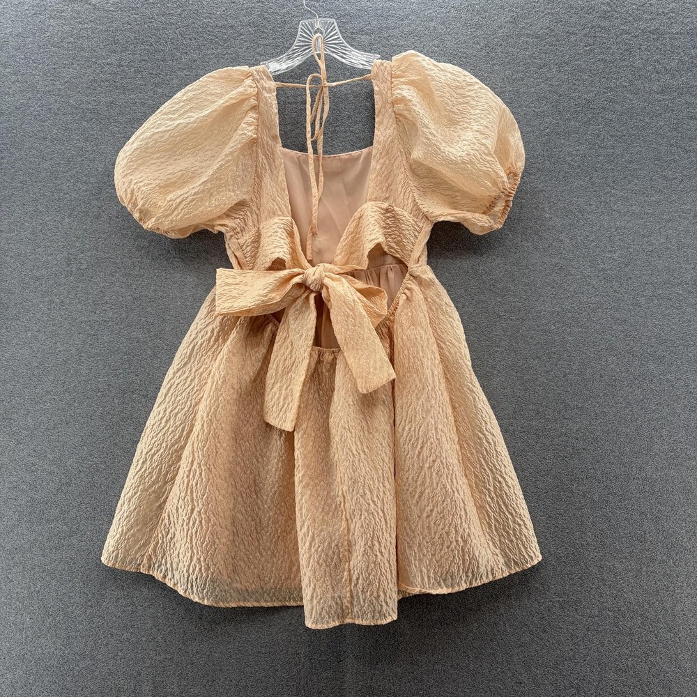 Storia Dress Large Peach Jacquard Puff Sleeve Bow Back Fit Flare Mini Babydoll